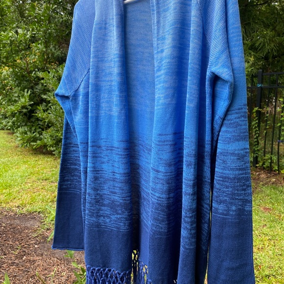 Lilly Pulitzer Blue thistle Tatum Ombré fringe Cardigan Sweater size Large - Picture 3 of 11